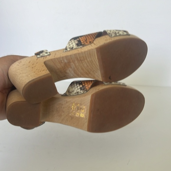 Madewell The Johanna Crisscross Clog Sandal in Snake Embossed Leather, Size 8 ♣️ - Picture 8 of 12